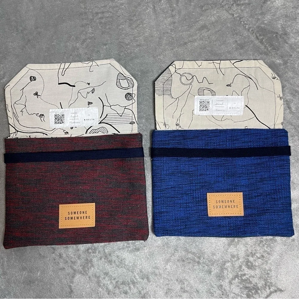 Delta One Someone Somewhere Toiletry Travel Bags Set of 2